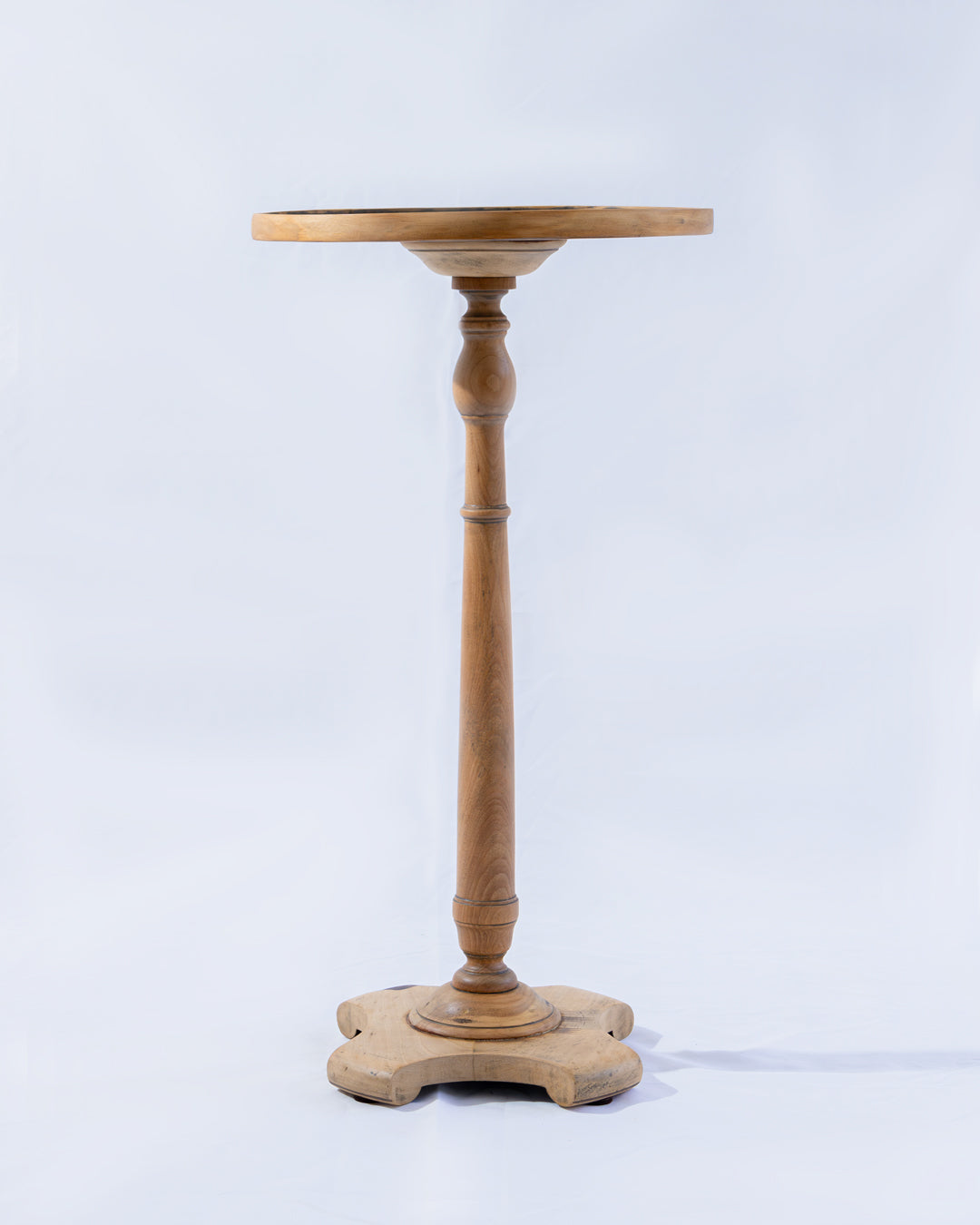 ' Mesa circular de arrime '