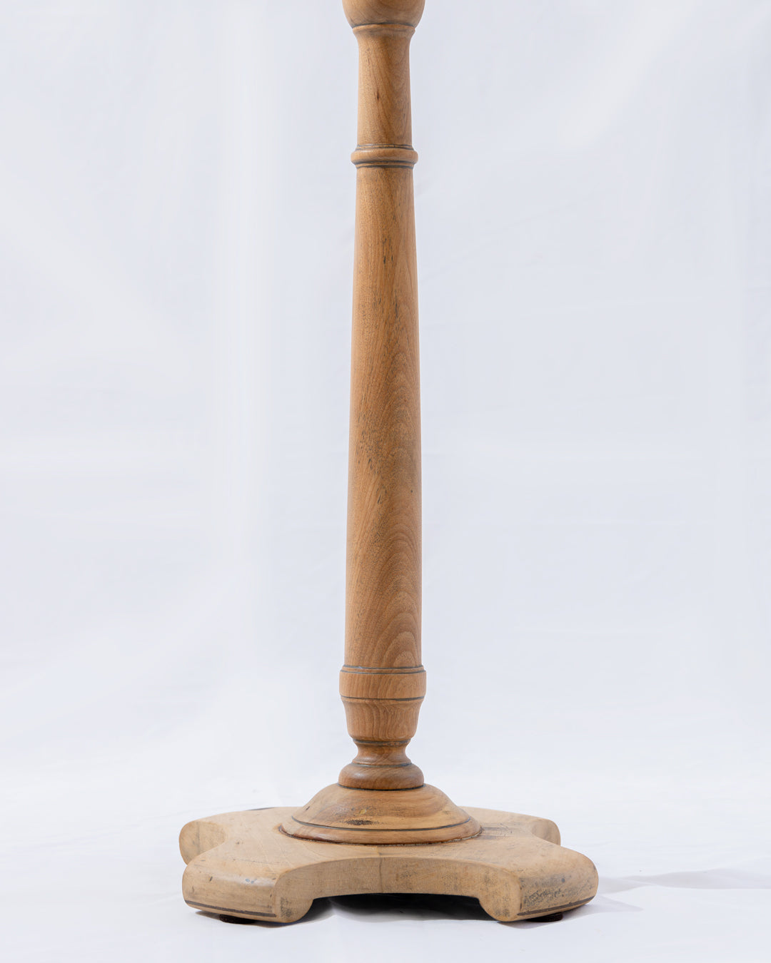' Mesa circular de arrime '