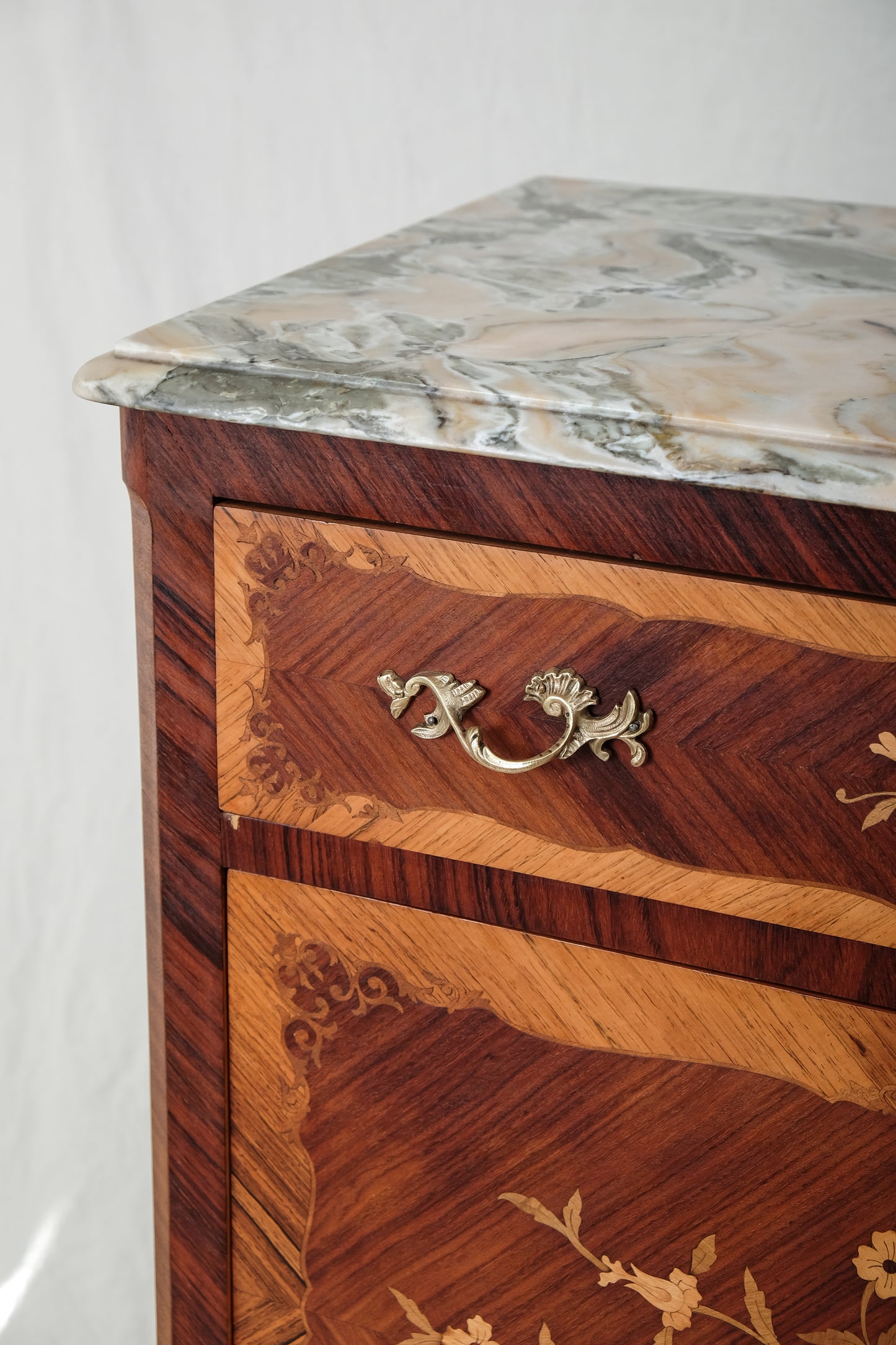 Chiffonier Luis XV