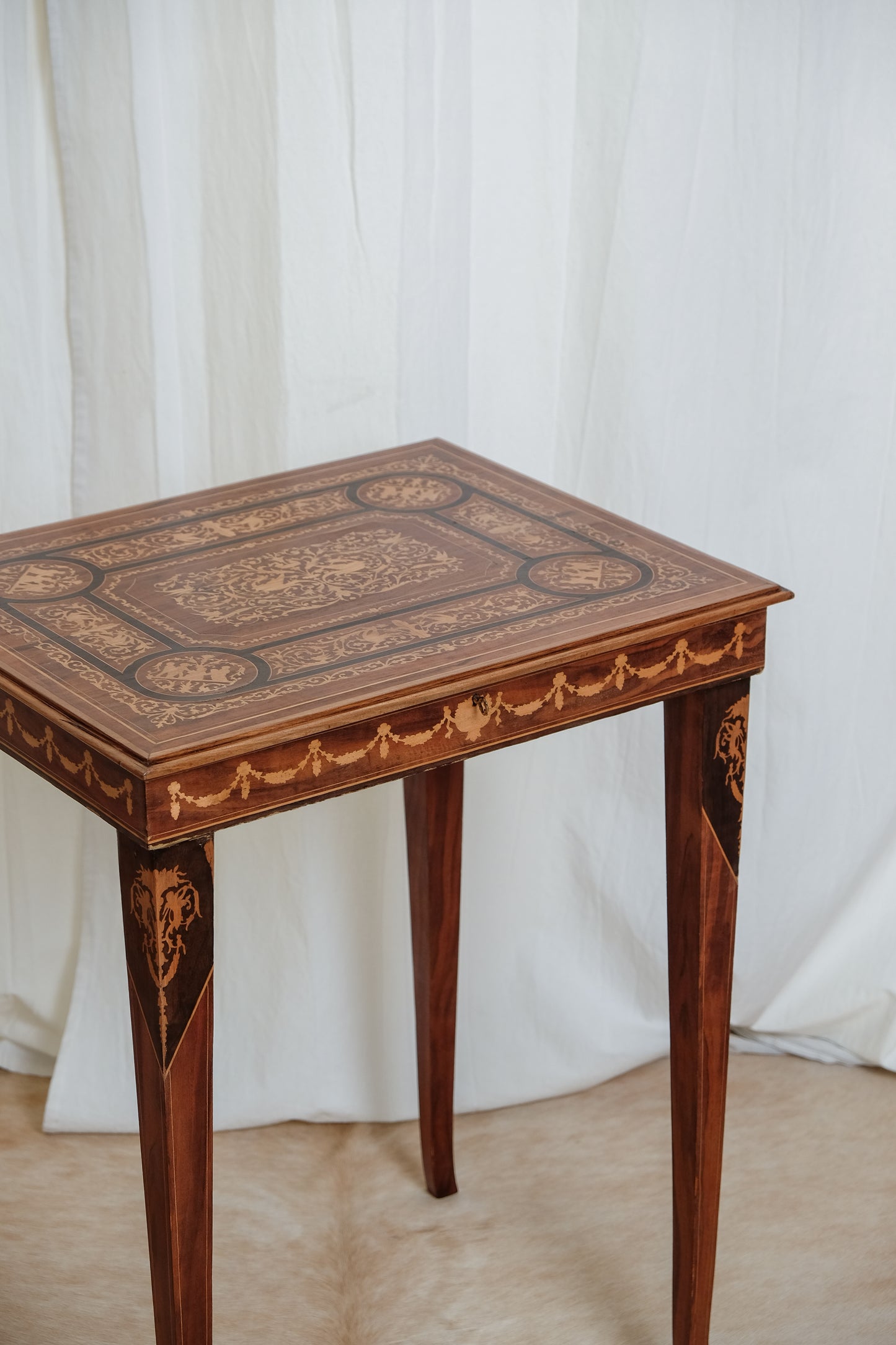 Mesa Costurero